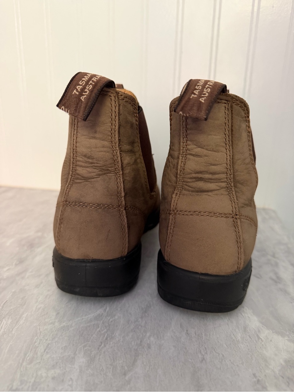 BLUNDSTONE 585 Chelsea boot 5.5 (US women 8.5 men 6.5) in rustic brown - Picture 5 of 8